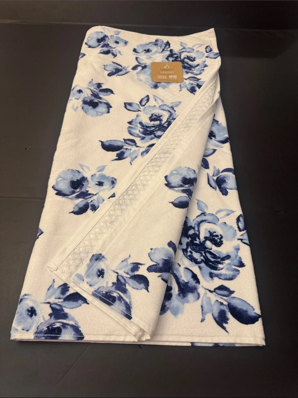 4pc DEBORAH CONNOLLY  Bath Towel Set - Odette - White/Navy